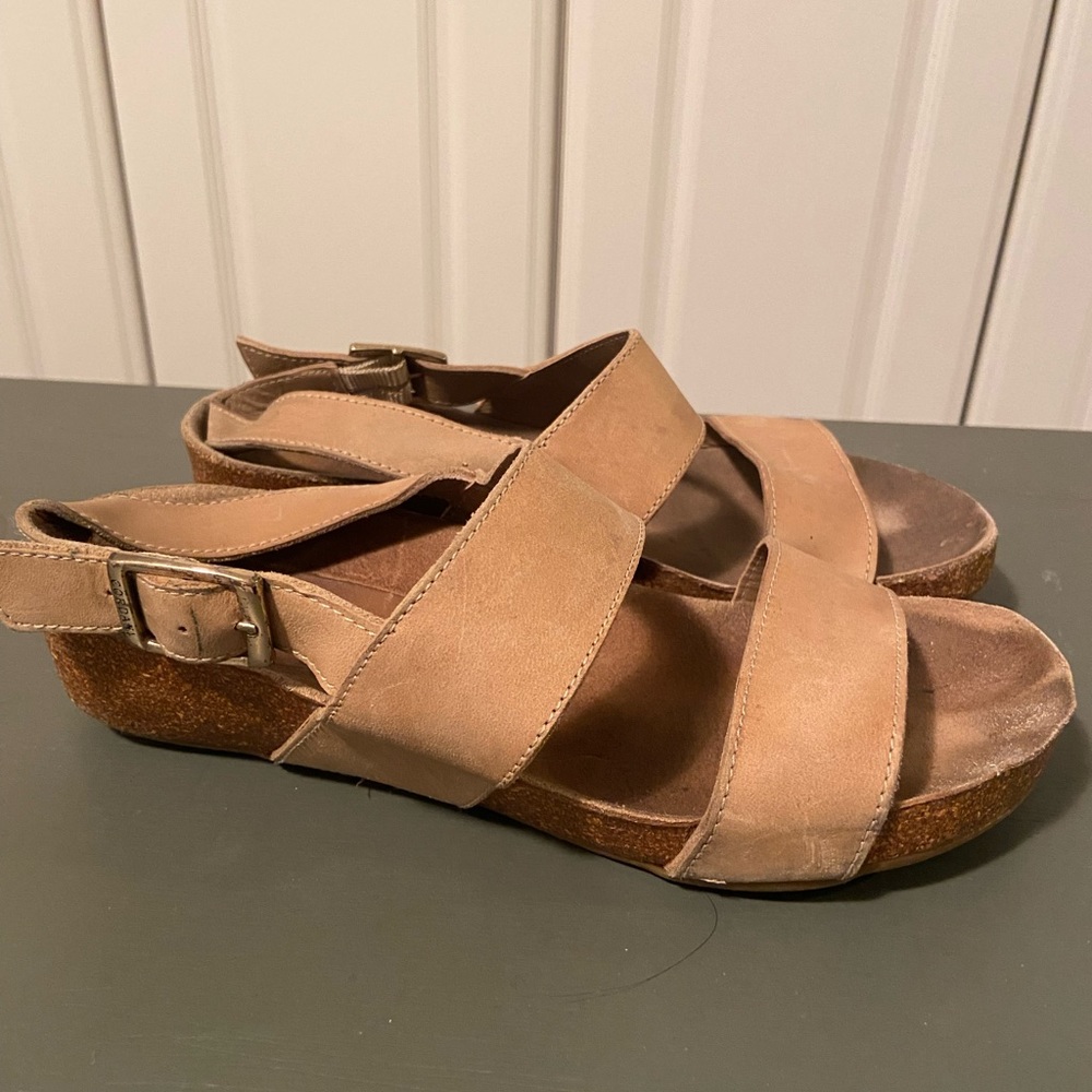 Cordani Tan Sandals Size 37